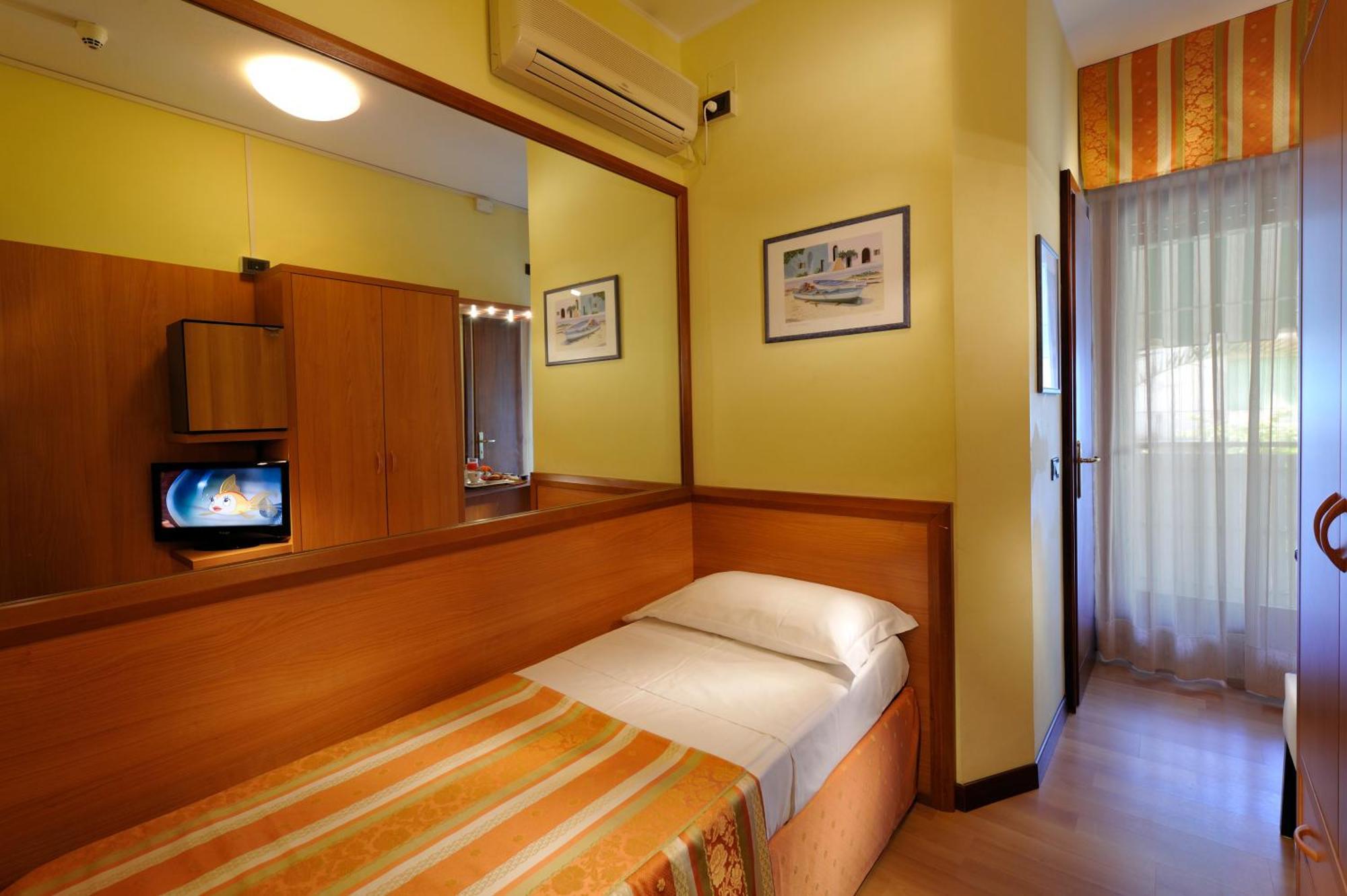 Hotel Al Prater Lignano Sabbiadoro Eksteriør bilde