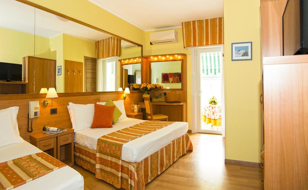 Hotel Al Prater Lignano Sabbiadoro Eksteriør bilde