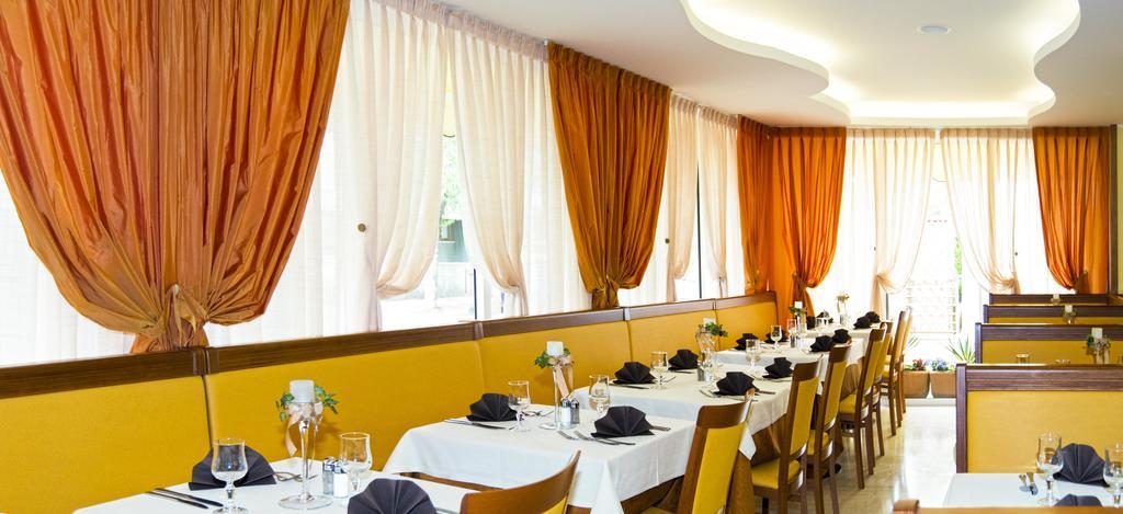 Hotel Al Prater Lignano Sabbiadoro Eksteriør bilde